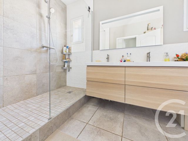 Maison &agrave; vendre - 4 pi&egrave;ces - 98,55 m2 - La Valette Du Var - 83 - PROVENCE-ALPES-COTE-D-AZUR