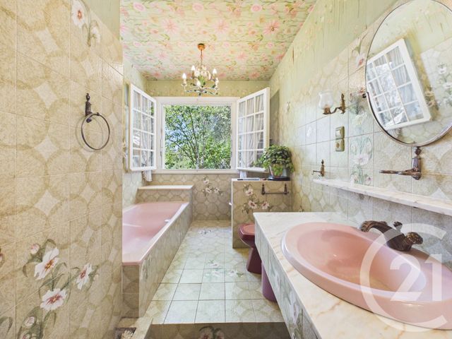 Maison &agrave; vendre - 7 pi&egrave;ces - 234,05 m2 - Toulon - 83 - PROVENCE-ALPES-COTE-D-AZUR