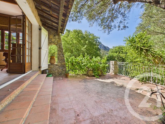 Maison &agrave; vendre - 7 pi&egrave;ces - 234,05 m2 - Toulon - 83 - PROVENCE-ALPES-COTE-D-AZUR