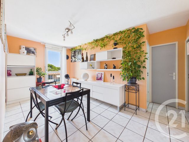 Appartement F4 &agrave; vendre - 4 pi&egrave;ces - 84,97 m2 - La Valette Du Var - 83 - PROVENCE-ALPES-COTE-D-AZUR