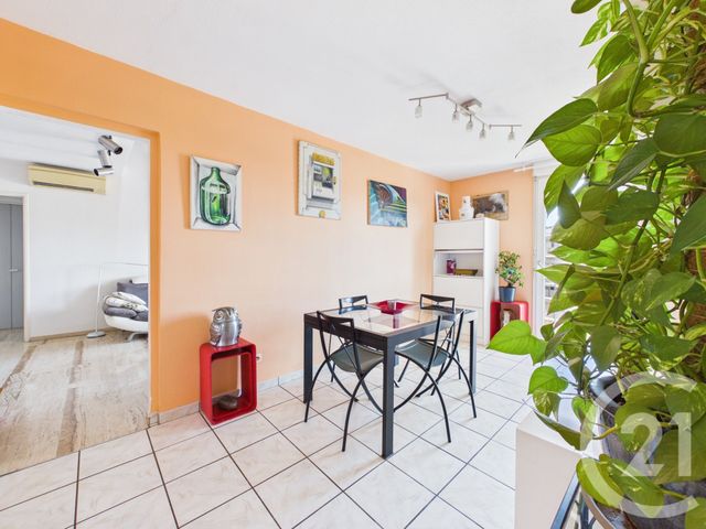 Appartement F4 &agrave; vendre - 4 pi&egrave;ces - 84,97 m2 - La Valette Du Var - 83 - PROVENCE-ALPES-COTE-D-AZUR