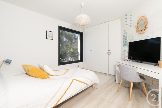 Maison à vendre - 6 pièces - 190,03 m2 - La Farlede - 83 - PROVENCE-ALPES-COTE-D-AZUR