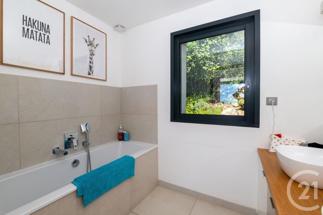 Maison à vendre - 6 pièces - 190,03 m2 - La Farlede - 83 - PROVENCE-ALPES-COTE-D-AZUR