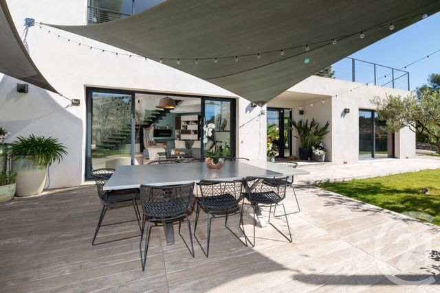 Maison à vendre - 6 pièces - 190,03 m2 - La Farlede - 83 - PROVENCE-ALPES-COTE-D-AZUR