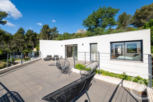 Maison à vendre - 6 pièces - 190,03 m2 - La Farlede - 83 - PROVENCE-ALPES-COTE-D-AZUR