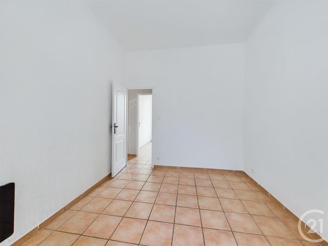 Appartement T3 à vendre - 3 pièces - 65,64 m2 - Toulon - 83 - PROVENCE-ALPES-COTE-D-AZUR