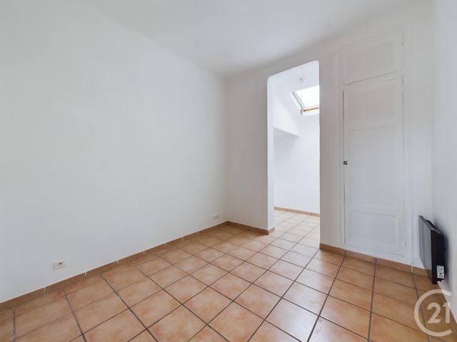 Appartement T3 à vendre - 3 pièces - 65,64 m2 - Toulon - 83 - PROVENCE-ALPES-COTE-D-AZUR