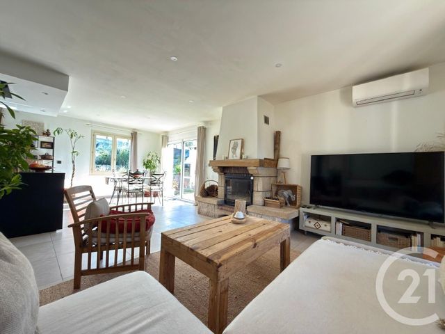 Maison &agrave; vendre - 4 pi&egrave;ces - 92,53 m2 - Rocbaron - 83 - PROVENCE-ALPES-COTE-D-AZUR