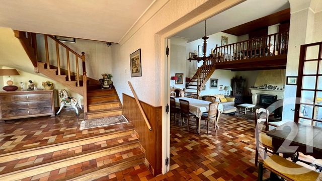 Maison à vendre - 7 pièces - 195 m2 - La Valette Du Var - 83 - PROVENCE-ALPES-COTE-D-AZUR