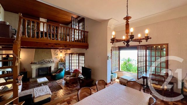 Maison à vendre - 7 pièces - 195 m2 - La Valette Du Var - 83 - PROVENCE-ALPES-COTE-D-AZUR