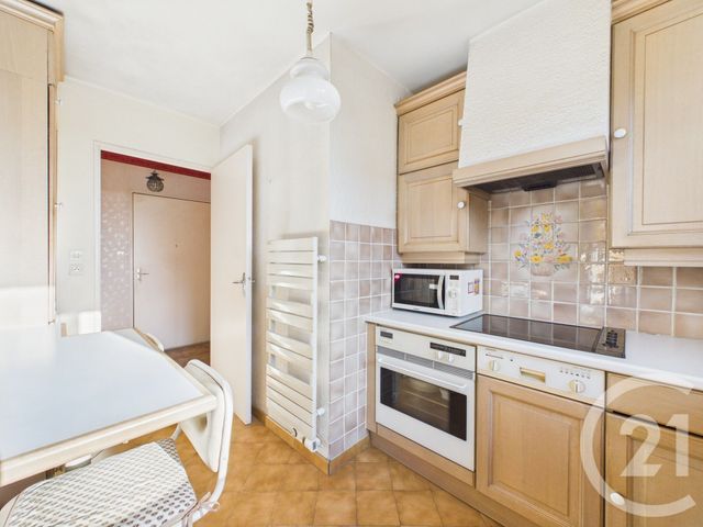 Appartement F3 &agrave; vendre - 3 pi&egrave;ces - 66,40 m2 - Toulon - 83 - PROVENCE-ALPES-COTE-D-AZUR