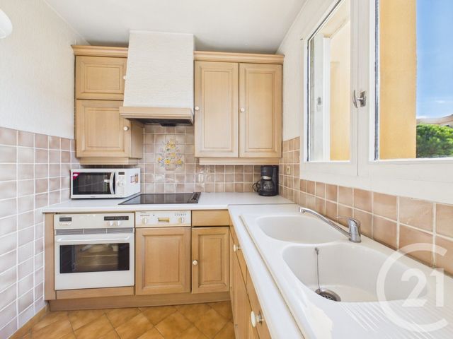 Appartement F3 &agrave; vendre - 3 pi&egrave;ces - 66,40 m2 - Toulon - 83 - PROVENCE-ALPES-COTE-D-AZUR