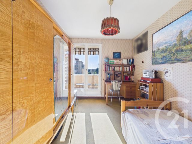 Appartement F3 &agrave; vendre - 3 pi&egrave;ces - 66,40 m2 - Toulon - 83 - PROVENCE-ALPES-COTE-D-AZUR