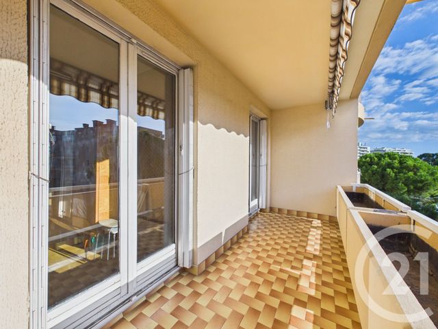 Appartement F3 &agrave; vendre - 3 pi&egrave;ces - 66,40 m2 - Toulon - 83 - PROVENCE-ALPES-COTE-D-AZUR