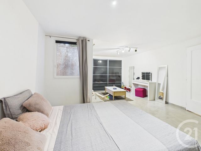 Maison &agrave; vendre - 6 pi&egrave;ces - 181,10 m2 - La Valette Du Var - 83 - PROVENCE-ALPES-COTE-D-AZUR