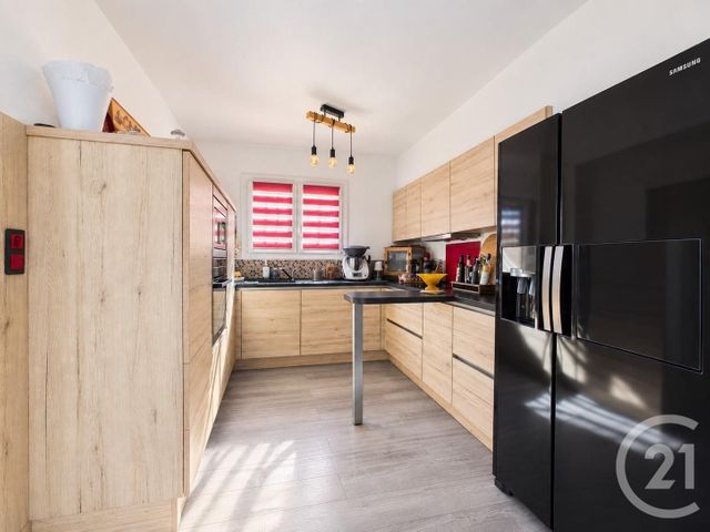 Maison &agrave; vendre - 6 pi&egrave;ces - 181,10 m2 - La Valette Du Var - 83 - PROVENCE-ALPES-COTE-D-AZUR