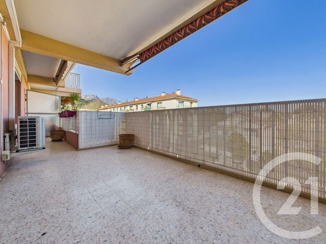 Appartement T4 à vendre - 4 pièces - 78,64 m2 - La Garde - 83 - PROVENCE-ALPES-COTE-D-AZUR