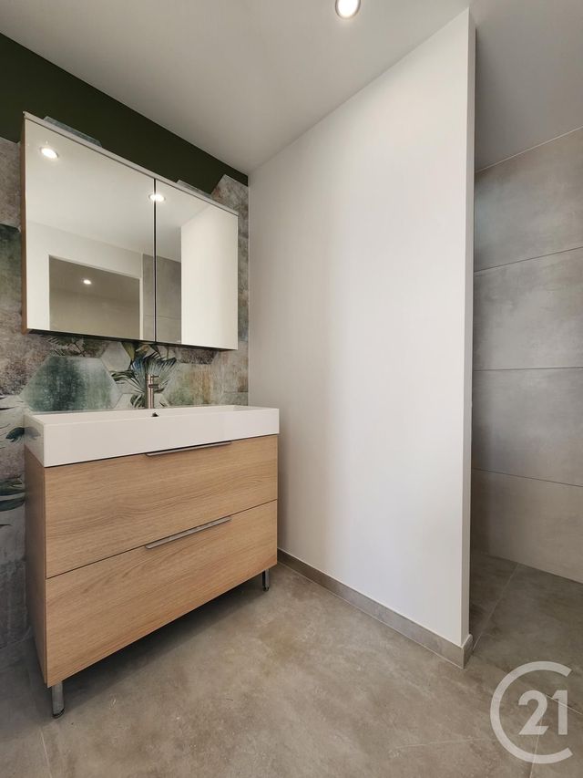 Maison &agrave; vendre - 7 pi&egrave;ces - 171,65 m2 - La Valette Du Var - 83 - PROVENCE-ALPES-COTE-D-AZUR