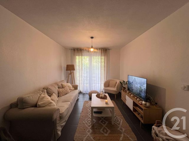 Appartement T2 à louer - 2 pièces - 42,46 m2 - Toulon - 83 - PROVENCE-ALPES-COTE-D-AZUR