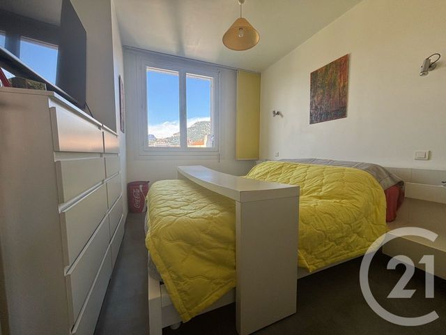 Appartement T4 à vendre - 4 pièces - 73,92 m2 - Toulon - 83 - PROVENCE-ALPES-COTE-D-AZUR