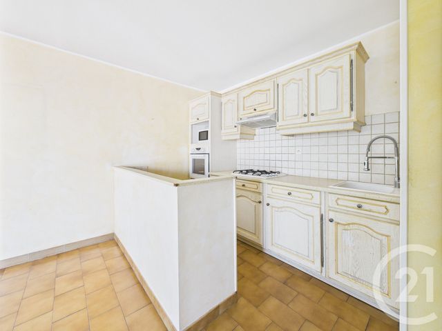 Appartement T2 à vendre - 2 pièces - 53,79 m2 - La Valette Du Var - 83 - PROVENCE-ALPES-COTE-D-AZUR