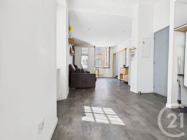 Appartement Studio à vendre - 1 pièce - 28,28 m2 - Cuers - 83 - PROVENCE-ALPES-COTE-D-AZUR