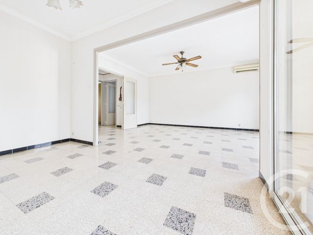 Appartement T4 à vendre - 4 pièces - 76,24 m2 - La Valette Du Var - 83 - PROVENCE-ALPES-COTE-D-AZUR