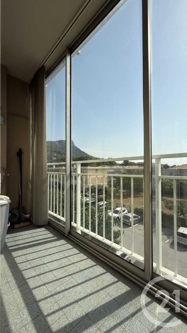 Appartement T3 &agrave; vendre - 3 pi&egrave;ces - 55,91 m2 - La Valette Du Var - 83 - PROVENCE-ALPES-COTE-D-AZUR