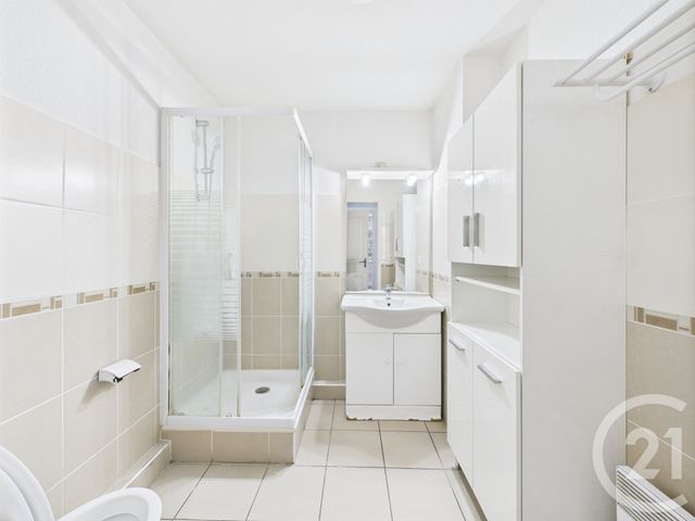 Appartement T2 à vendre - 2 pièces - 37,96 m2 - Toulon - 83 - PROVENCE-ALPES-COTE-D-AZUR