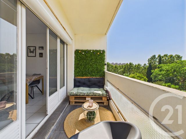 Appartement T3 à vendre - 3 pièces - 53,94 m2 - Toulon - 83 - PROVENCE-ALPES-COTE-D-AZUR