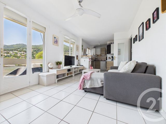 Appartement T3 à vendre - 3 pièces - 53,94 m2 - Toulon - 83 - PROVENCE-ALPES-COTE-D-AZUR