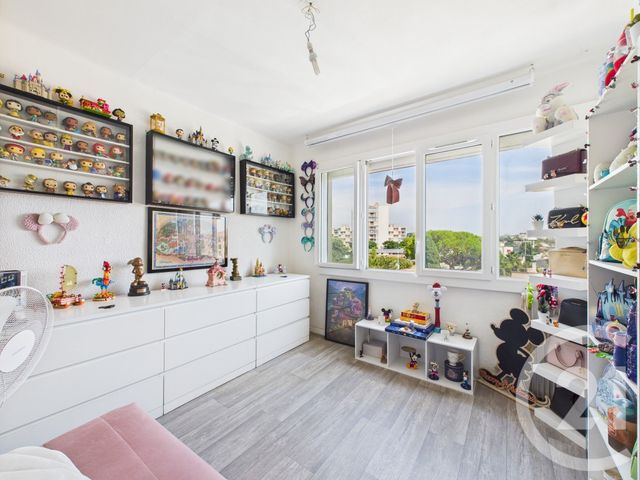 Appartement T3 à vendre - 3 pièces - 53,94 m2 - Toulon - 83 - PROVENCE-ALPES-COTE-D-AZUR