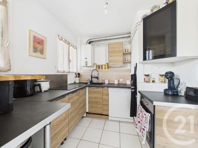 Appartement T3 à vendre - 3 pièces - 53,94 m2 - Toulon - 83 - PROVENCE-ALPES-COTE-D-AZUR