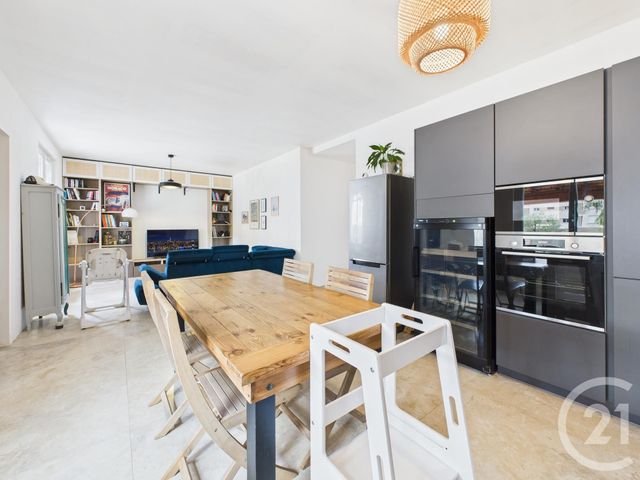 Maison &agrave; vendre - 4 pi&egrave;ces - 88,40 m2 - La Valette Du Var - 83 - PROVENCE-ALPES-COTE-D-AZUR