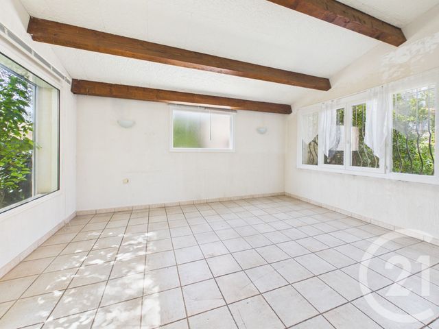 Maison &agrave; vendre - 5 pi&egrave;ces - 153,55 m2 - La Crau - 83 - PROVENCE-ALPES-COTE-D-AZUR