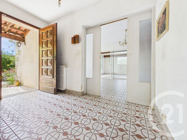 Maison &agrave; vendre - 5 pi&egrave;ces - 153,55 m2 - La Crau - 83 - PROVENCE-ALPES-COTE-D-AZUR