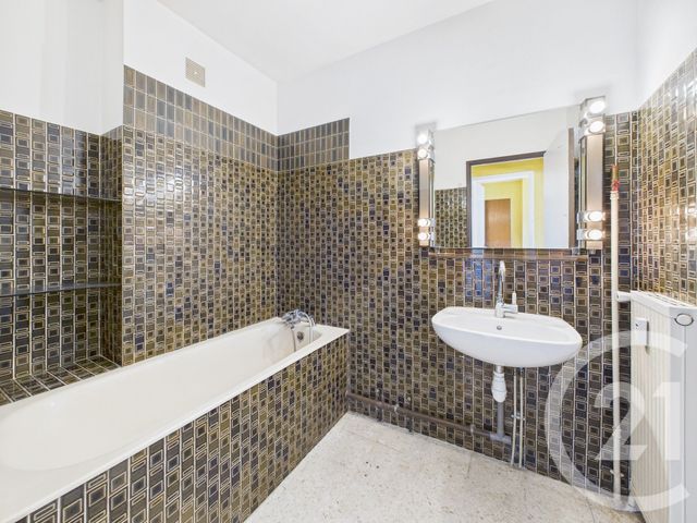 Appartement F5 &agrave; vendre - 5 pi&egrave;ces - 94,40 m2 - La Valette Du Var - 83 - PROVENCE-ALPES-COTE-D-AZUR