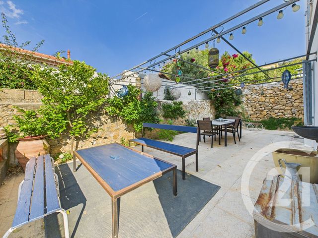Maison à vendre - 8 pièces - 99,13 m2 - Toulon - 83 - PROVENCE-ALPES-COTE-D-AZUR