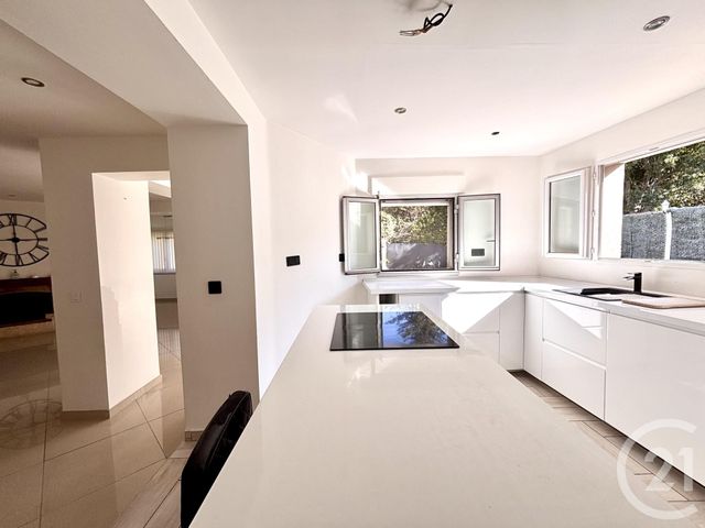 Maison à vendre - 4 pièces - 136,90 m2 - Toulon - 83 - PROVENCE-ALPES-COTE-D-AZUR