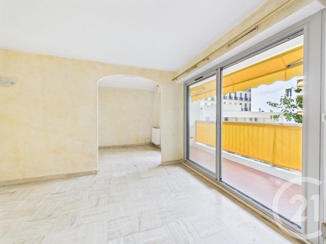 Appartement T4 à vendre - 4 pièces - 89,62 m2 - Toulon - 83 - PROVENCE-ALPES-COTE-D-AZUR