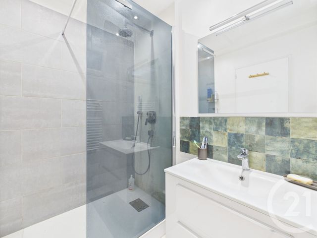 Appartement F3 à vendre - 3 pièces - 68,94 m2 - La Valette Du Var - 83 - PROVENCE-ALPES-COTE-D-AZUR