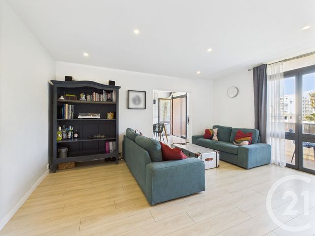 Appartement F3 à vendre - 3 pièces - 68,94 m2 - La Valette Du Var - 83 - PROVENCE-ALPES-COTE-D-AZUR