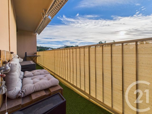 Appartement F3 à vendre - 4 pièces - 66,38 m2 - La Valette Du Var - 83 - PROVENCE-ALPES-COTE-D-AZUR