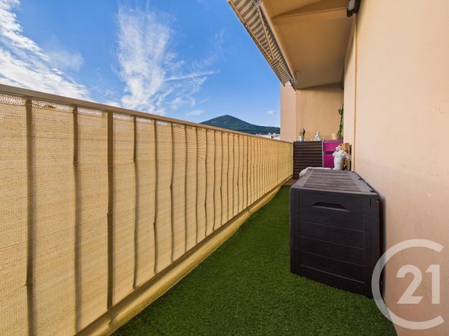 Appartement F3 à vendre - 4 pièces - 66,38 m2 - La Valette Du Var - 83 - PROVENCE-ALPES-COTE-D-AZUR