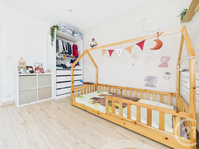 Appartement F3 à vendre - 4 pièces - 66,38 m2 - La Valette Du Var - 83 - PROVENCE-ALPES-COTE-D-AZUR