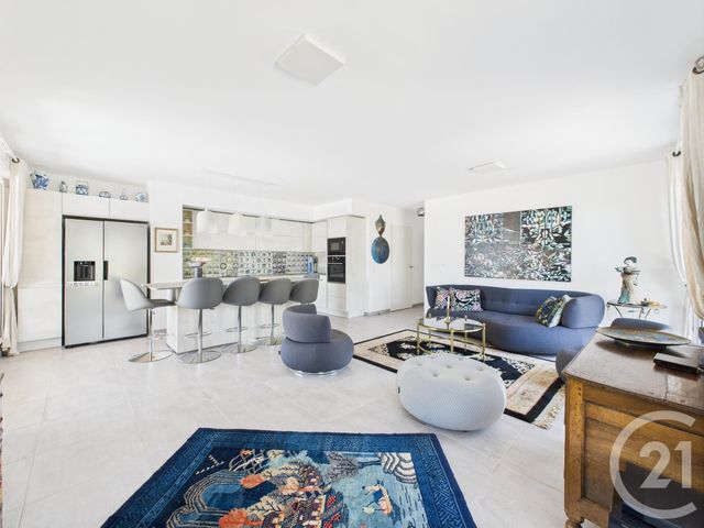 Appartement T4 à vendre - 4 pièces - 76,35 m2 - Toulon - 83 - PROVENCE-ALPES-COTE-D-AZUR