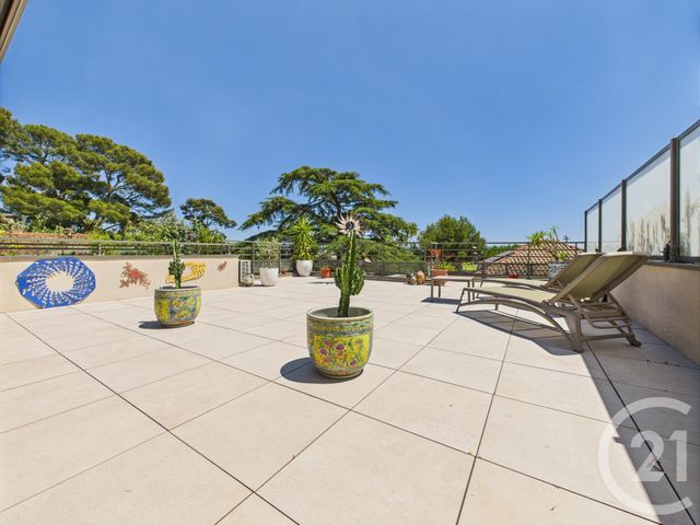 Appartement T4 à vendre - 4 pièces - 76,35 m2 - Toulon - 83 - PROVENCE-ALPES-COTE-D-AZUR