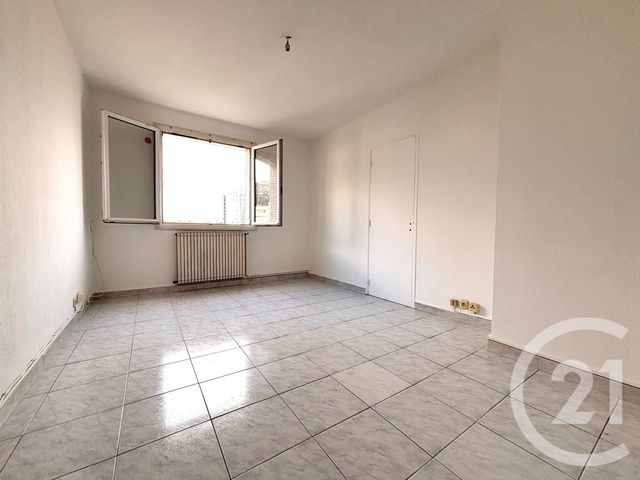 Appartement T3 à vendre - 3 pièces - 55,65 m2 - Toulon - 83 - PROVENCE-ALPES-COTE-D-AZUR