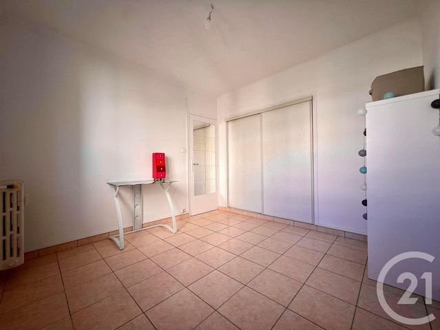 Appartement F3 à louer - 3 pièces - 51,64 m2 - Toulon - 83 - PROVENCE-ALPES-COTE-D-AZUR