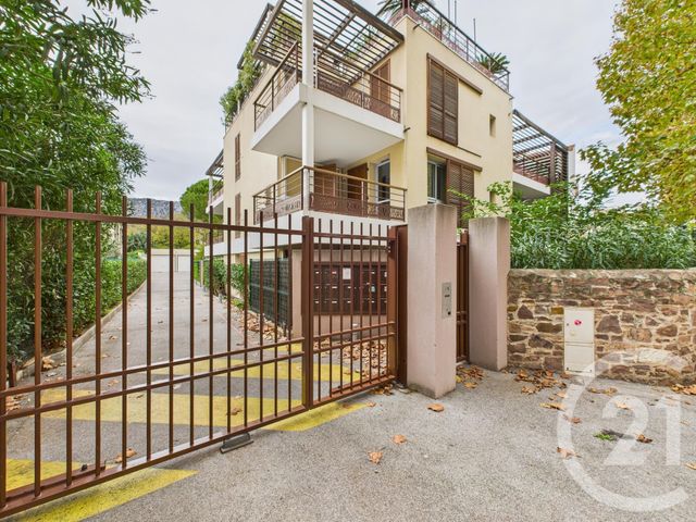 Appartement T2 à vendre - 2 pièces - 45,24 m2 - La Valette Du Var - 83 - PROVENCE-ALPES-COTE-D-AZUR